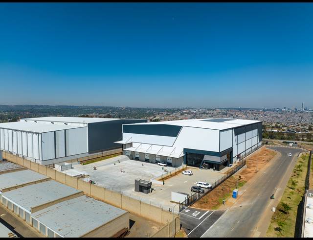 5,393M² WAREHOUSE TO LET IN LINBRO PARK